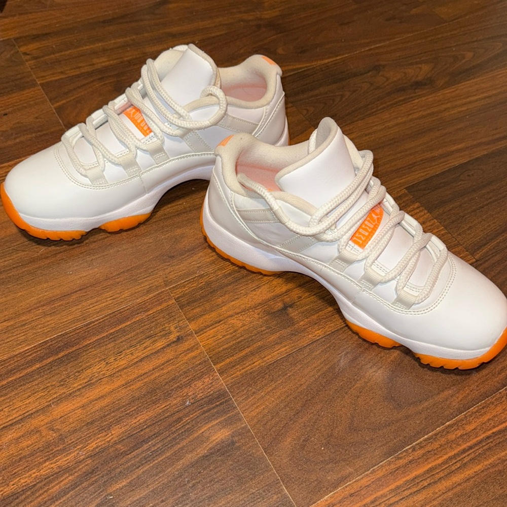 Jordan 11 Retro “Bright Citrus”